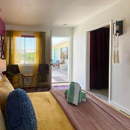The O Spa + Resort, Adults Only Desert Hot Springs Exteriör bild