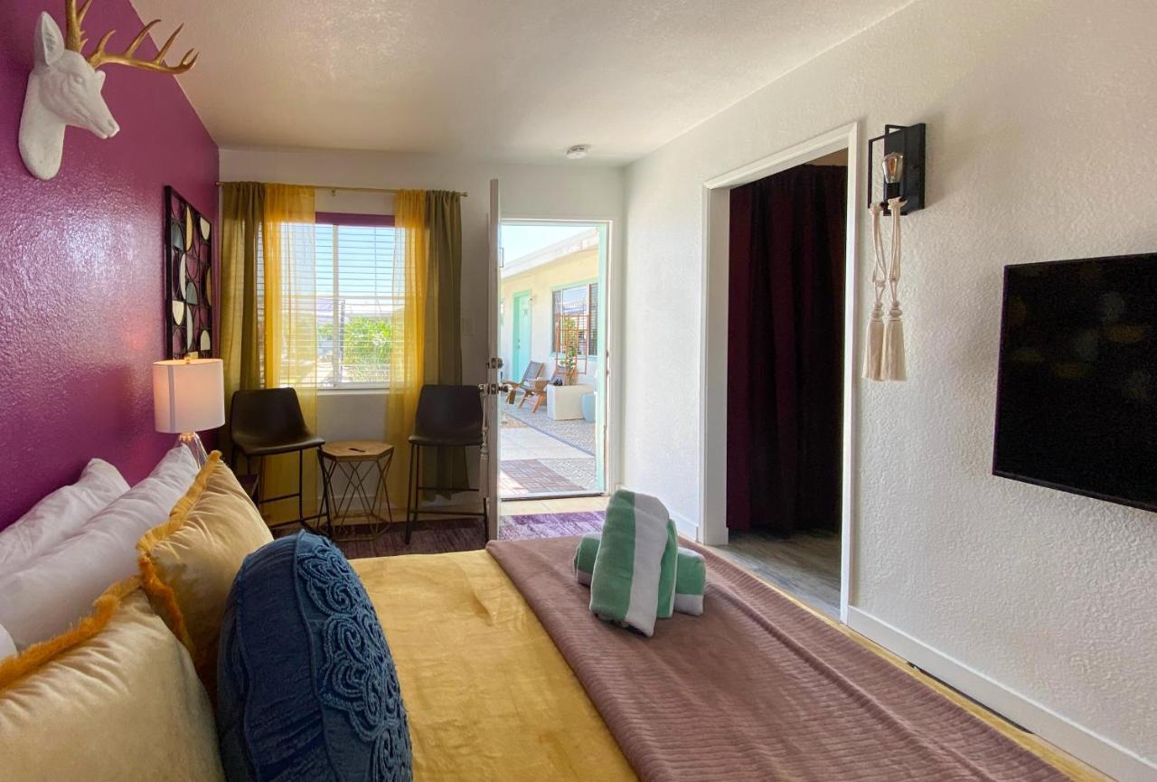 The O Spa + Resort, Adults Only Desert Hot Springs Exteriör bild